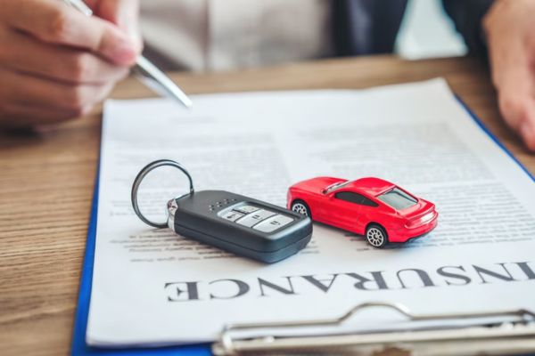 yeu-to-anh-huong-den-bao-hiem-o-to