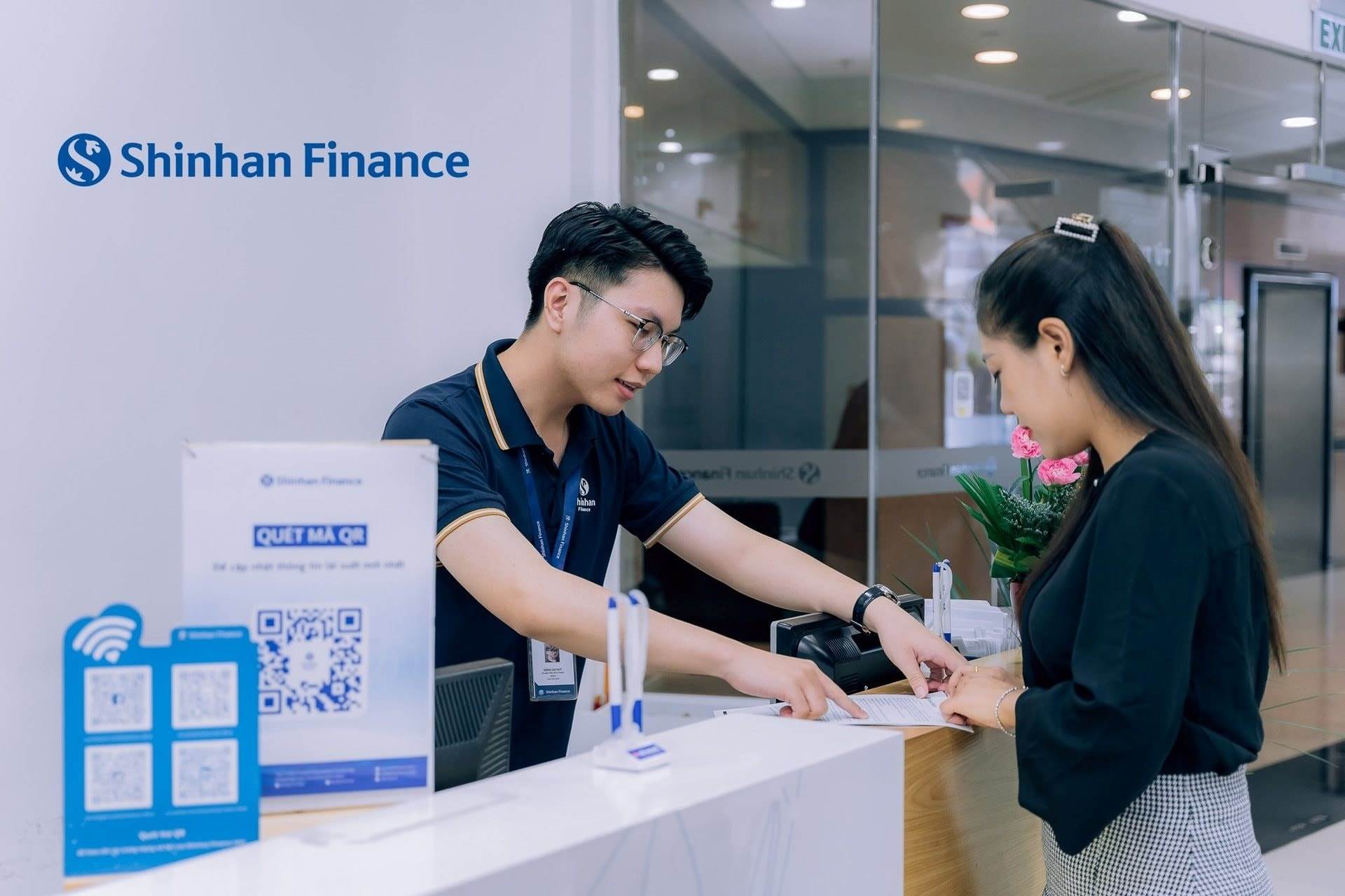 Kinh doanh khởi sắc nửa cuối năm, Shinhan Finance thoát lỗ ngoạn mục