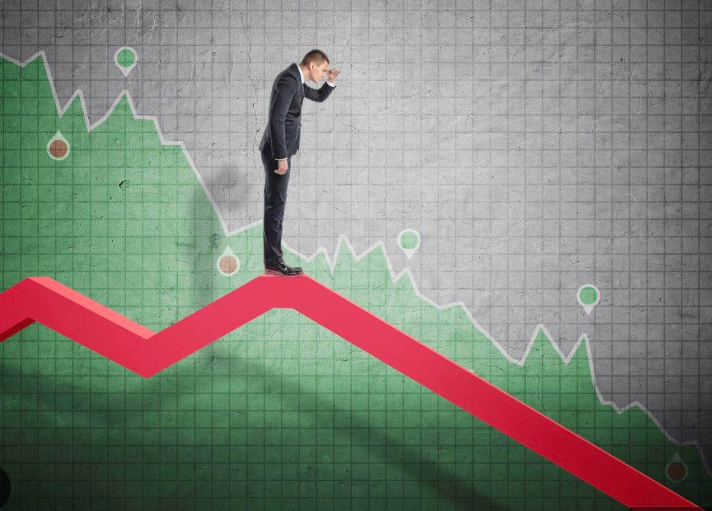 Giảm hơn 150 điểm từ đỉnh, đáy VN-Index dần lộ diện?