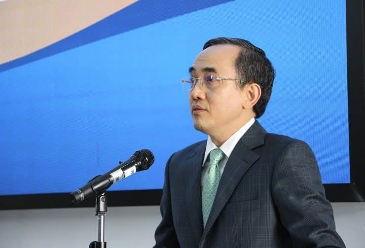 Người vào top giàu nhất sàn chứng khoán Việt, tài sản gần 6.000 tỷ vừa nhận chức danh Giáo sư ở tuổi 61