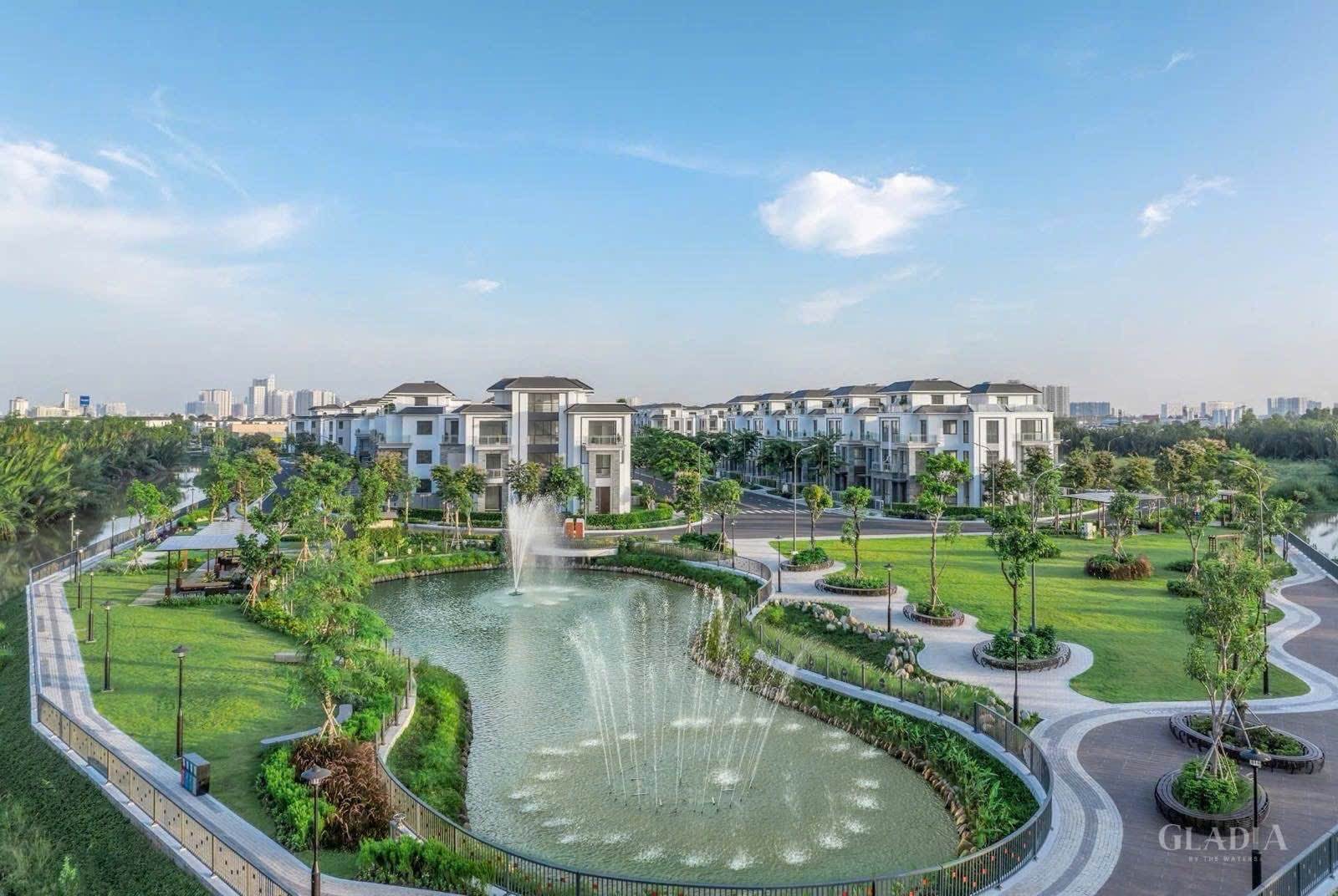 KDH: Báo lãi 9 tháng tăng 105%, công bố thông tin giao dịch nội bộ